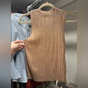 Eri + Ali beautiful gold top